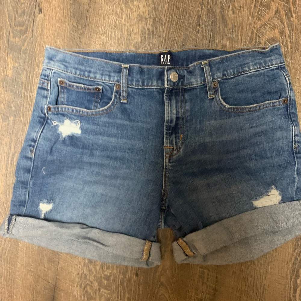 Gap Jean shorts with slight distressing